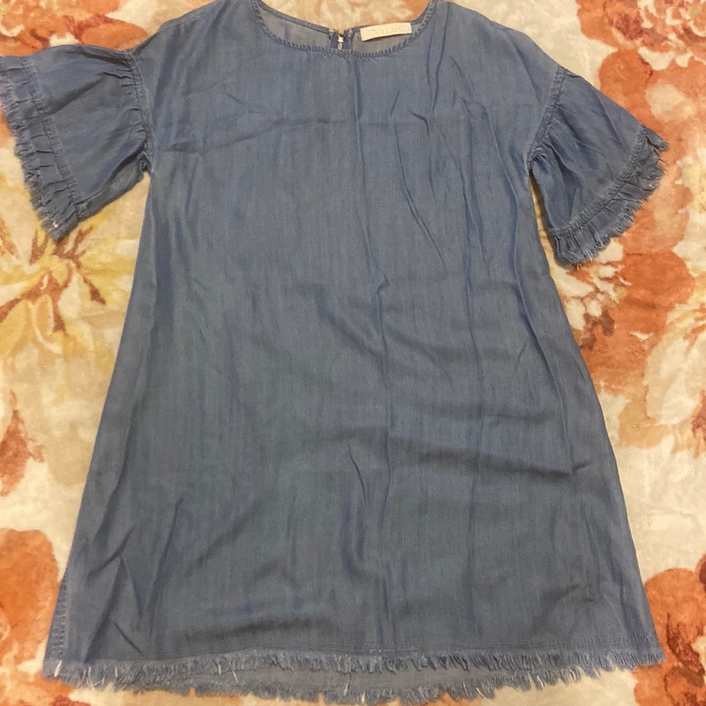 Women’s dress